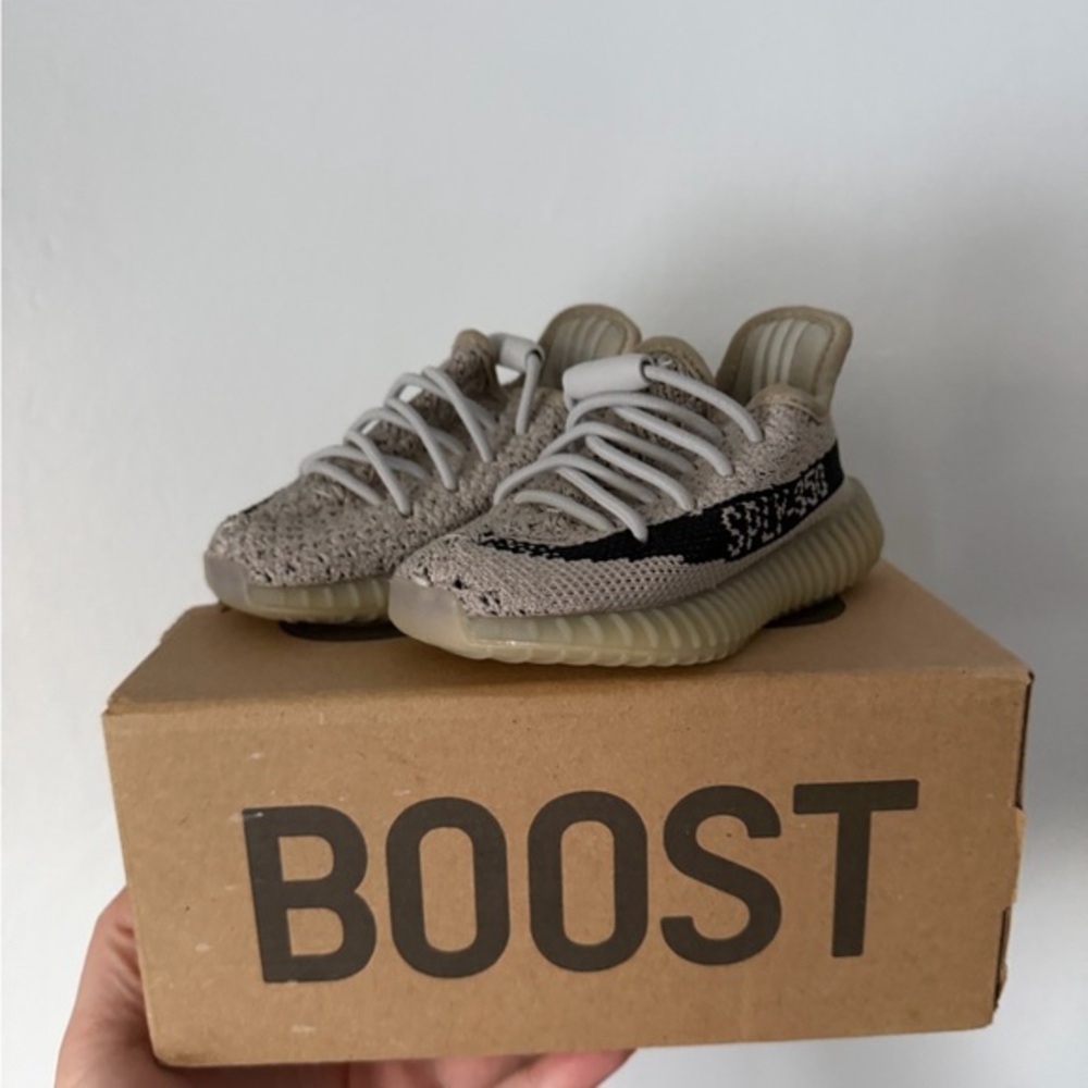 Adidas Yeezy Boost 350 V2 Infant Shoes - Tan and Black